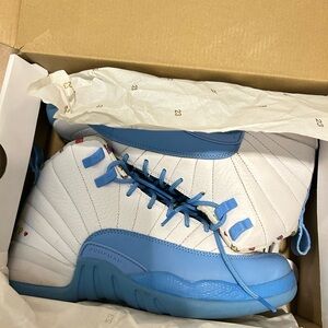 Air jordan 12s ‘emoji’